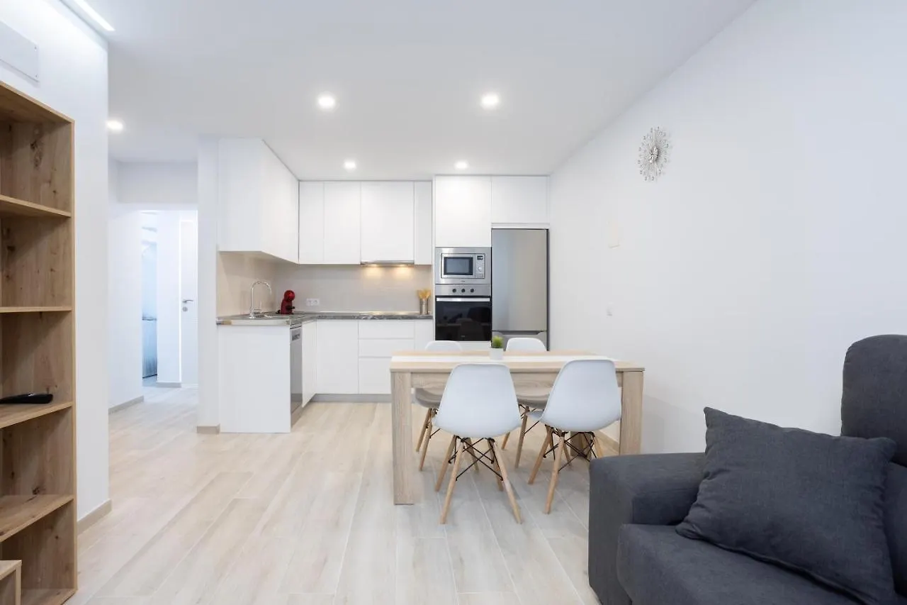 Ohana Townhouse Arona